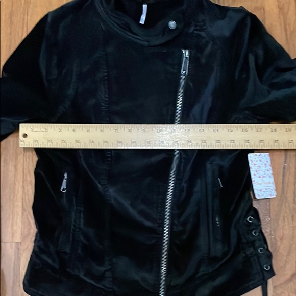 Free People NWT Black Women's Size Medium Jacket with Lace-Up Details - Picture 6 of 16